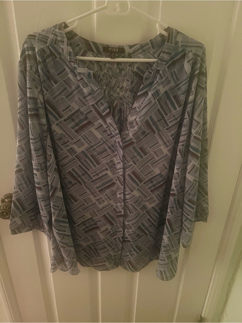 NYDJ Gray Patterned Pleated Back Blouse,   Size 2X